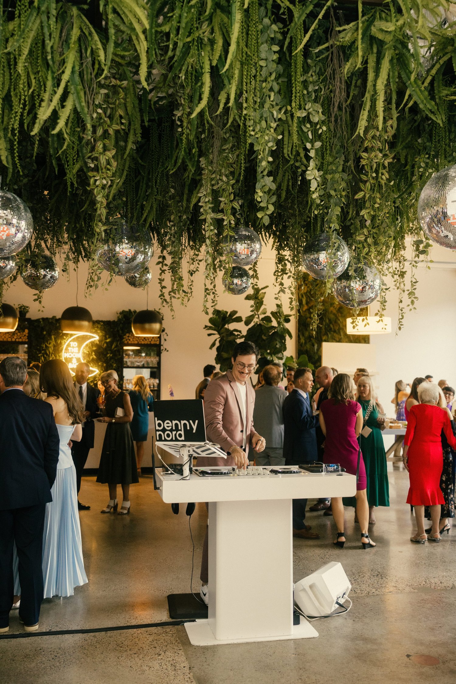 Maren + Nick wedding at Urban Daisy Events