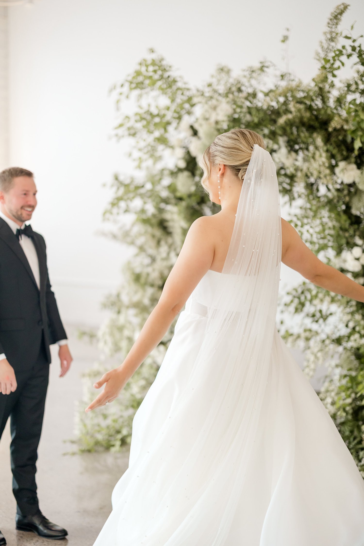 Brittany + Joe wedding at Urban Daisy Events
