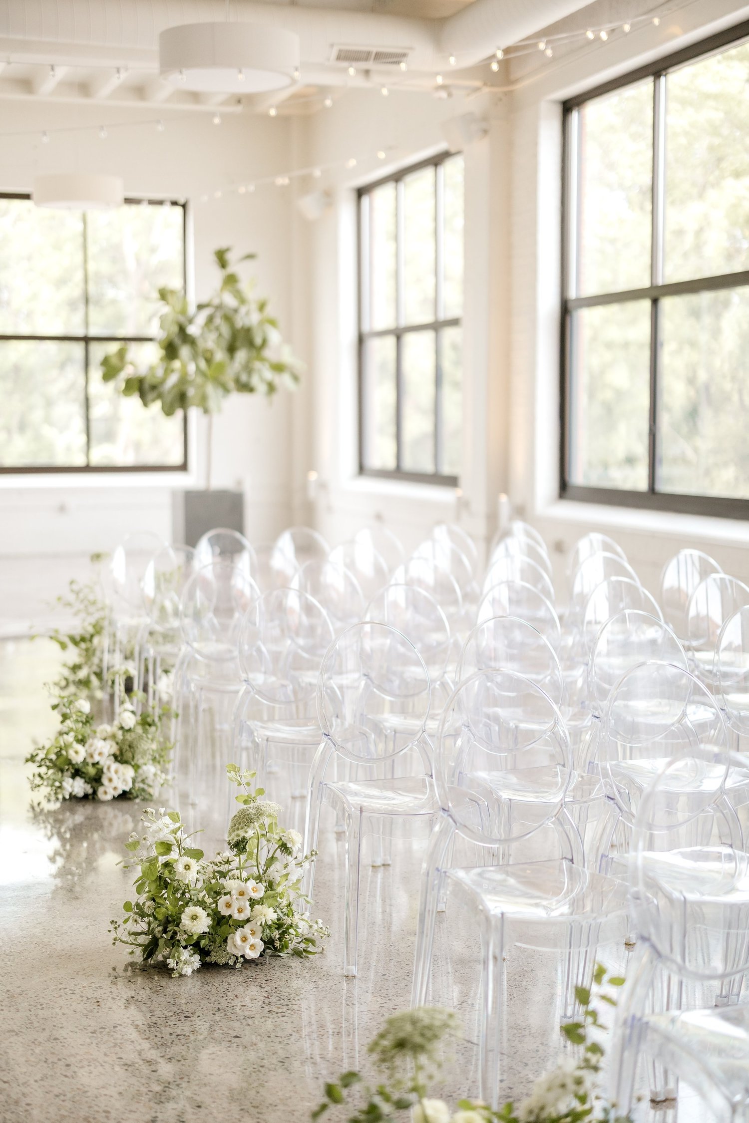 Brittany + Joe wedding at Urban Daisy Events